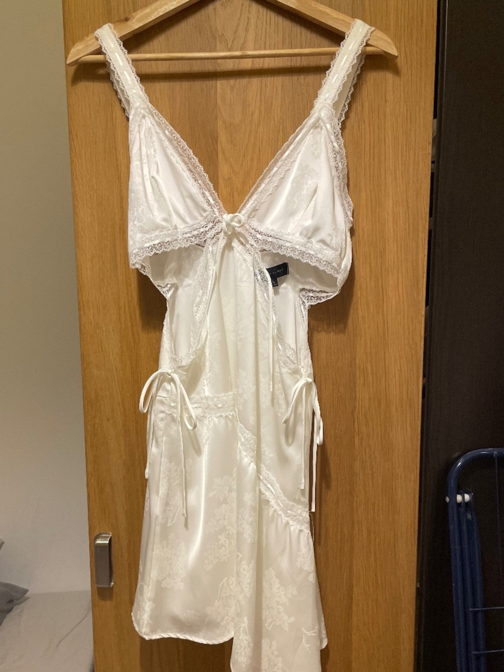 Bershka White Asymmetric Lace Mini Dress